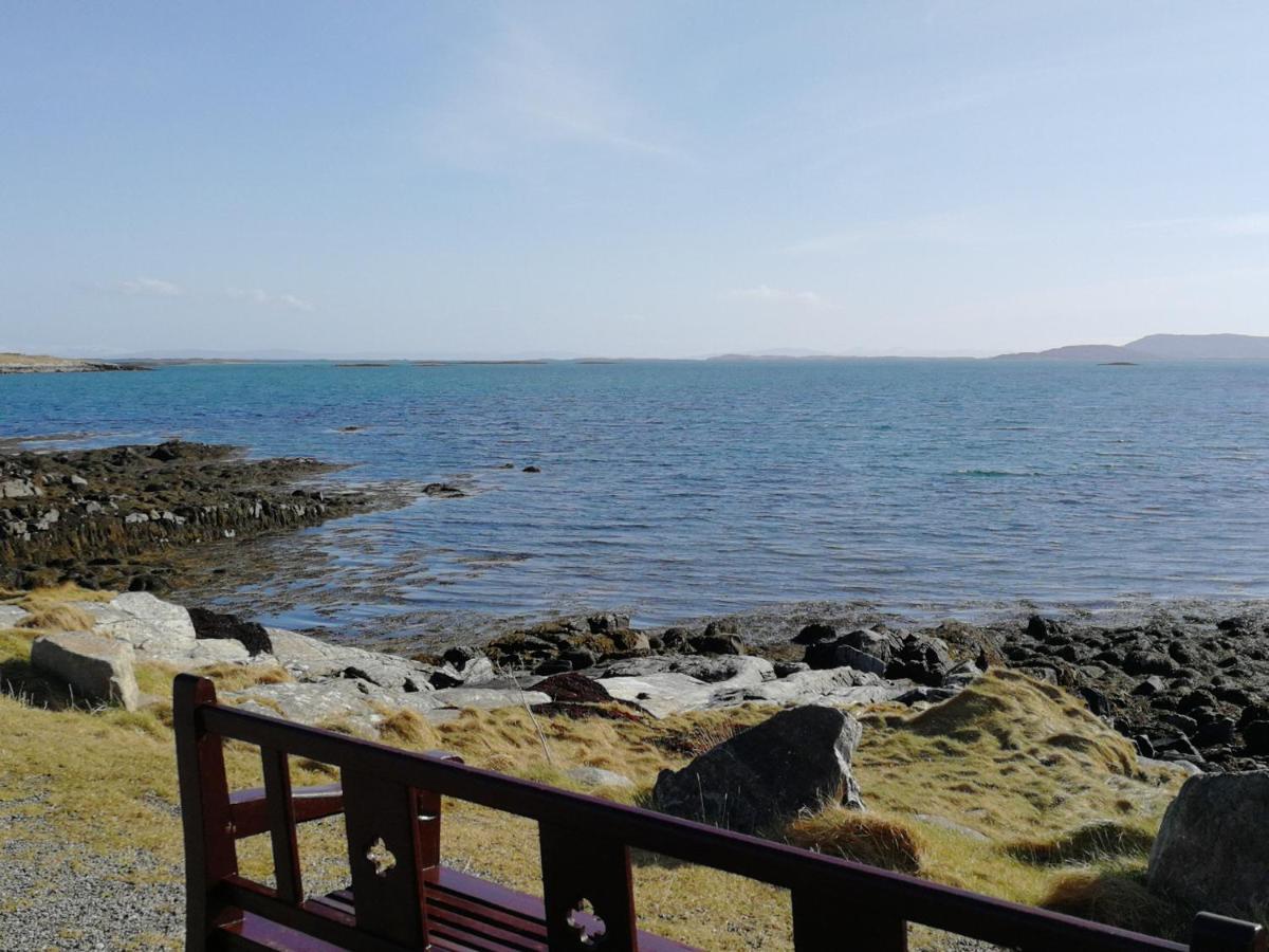 The Fisherman'S Snug Self Catering North Uist Paible Exterior photo